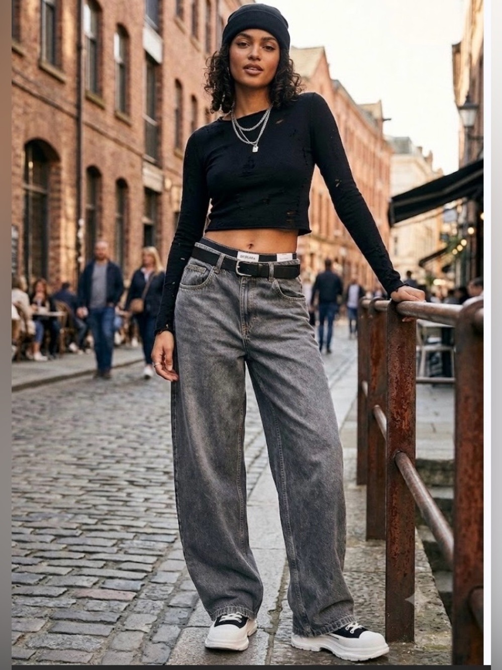 Bershka Oversized Boyfriend Jeans in Washed Gray size 34